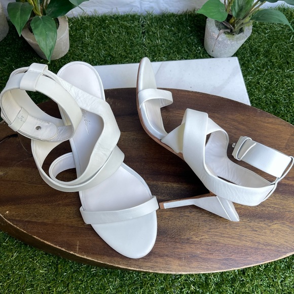 3.1 Phillip Lim Women's White Leather Sandals - UK 38.5 US 8.5 - Picture 4 of 10